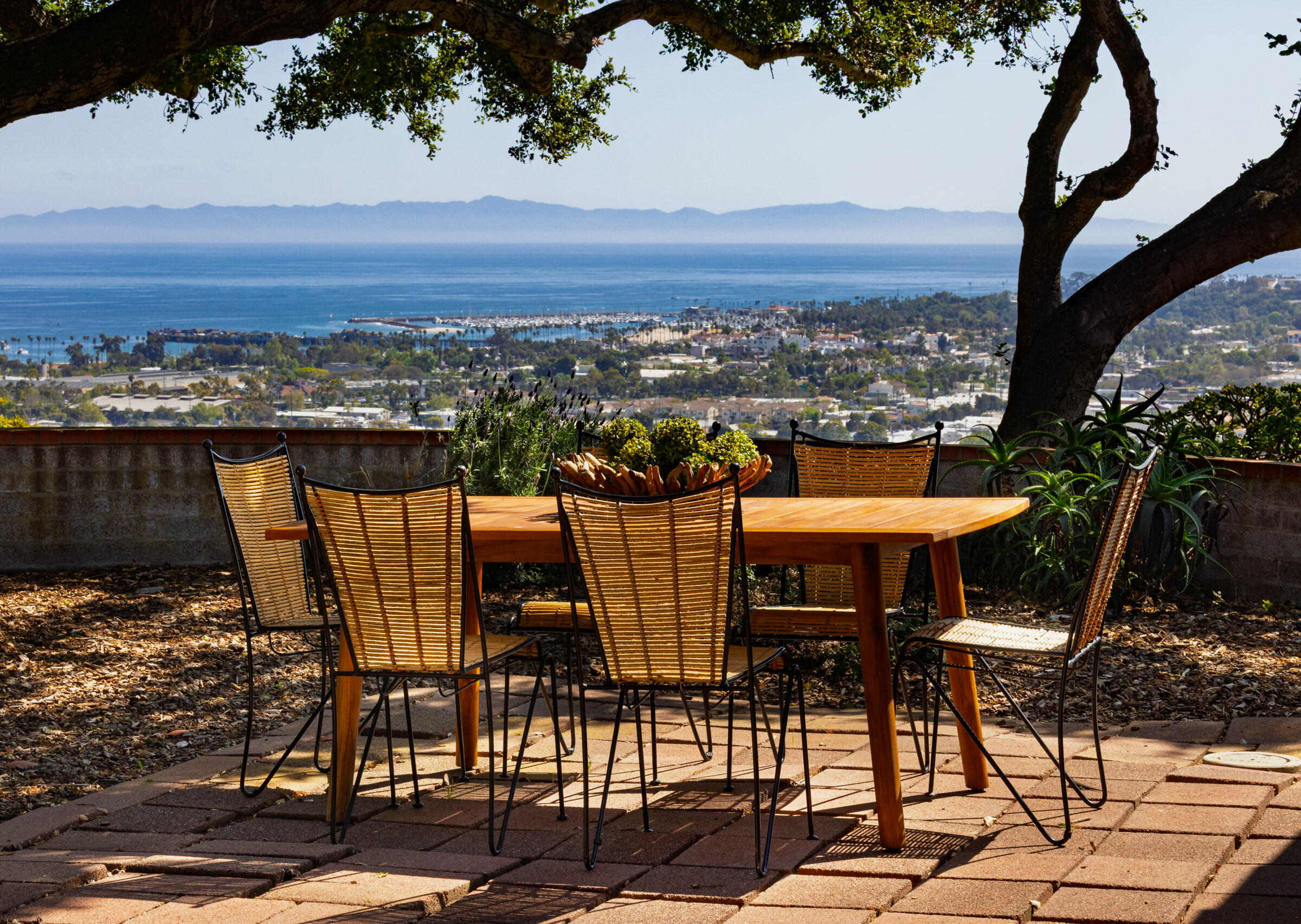98 Loma Media Road Santa Barbara, CA 93103 - Photo 8 of 23 98_Loma_Media-08