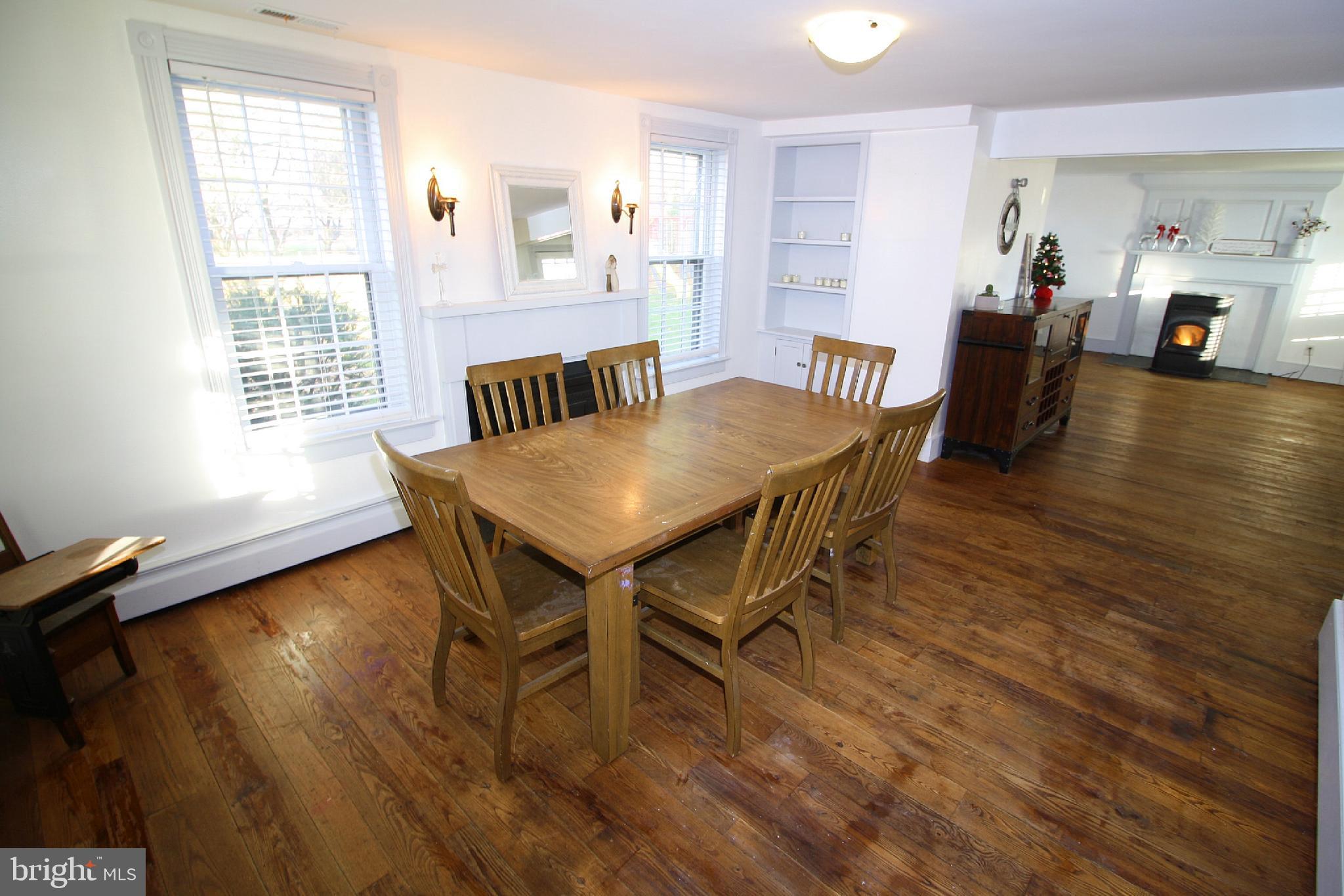 81 Davis Road New Park, PA 17352 - Photo 12 of 45 Dining Room