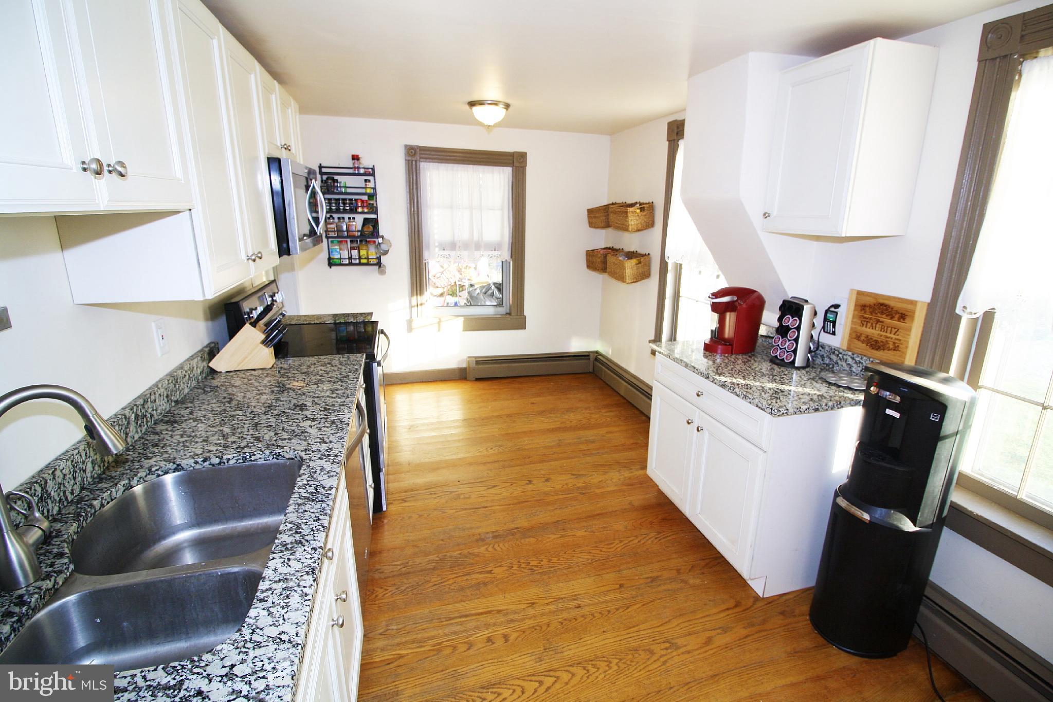 81 Davis Road New Park, PA 17352 - Photo 18 of 45 Kitchen