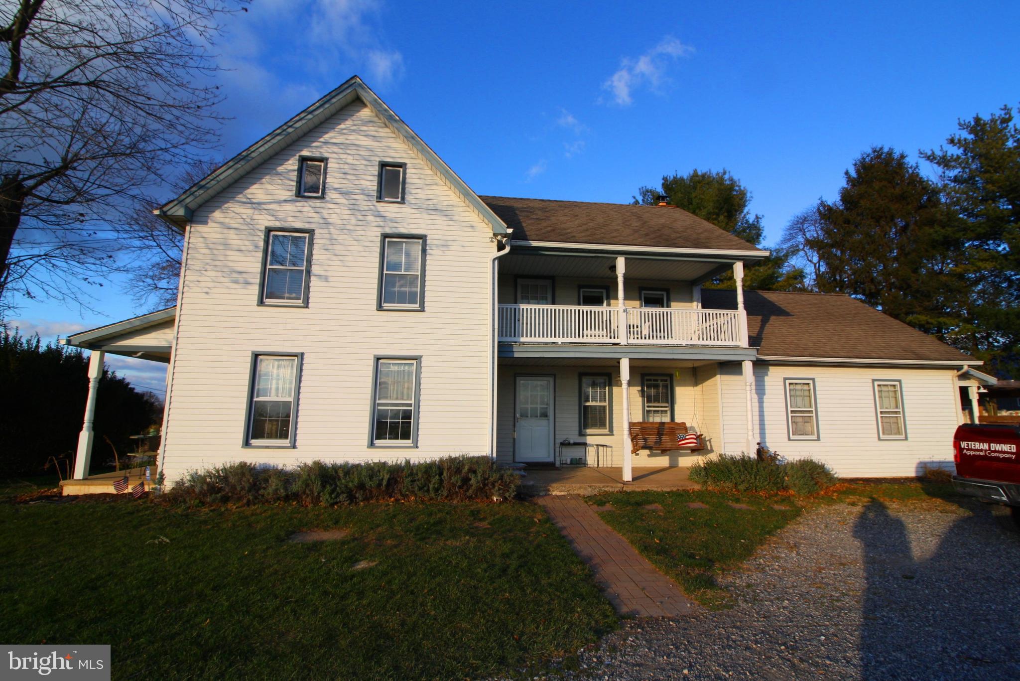 81 Davis Road New Park, PA 17352 - Photo 4 of 45 Large Home