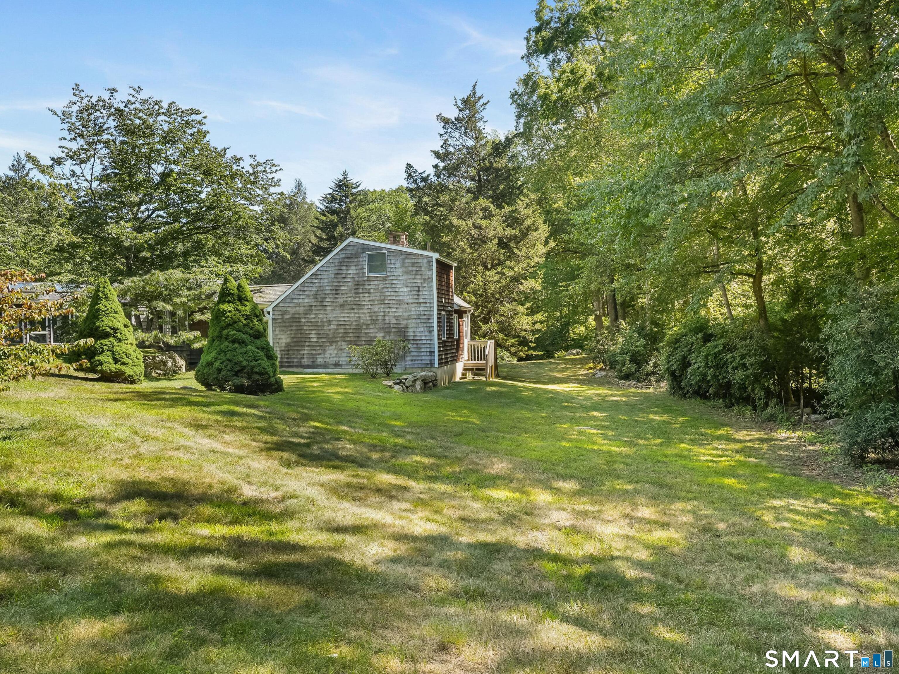 106 Spoonwood Road Wilton, CT 06897 - Photo 31 of 36 Gallery Image 31