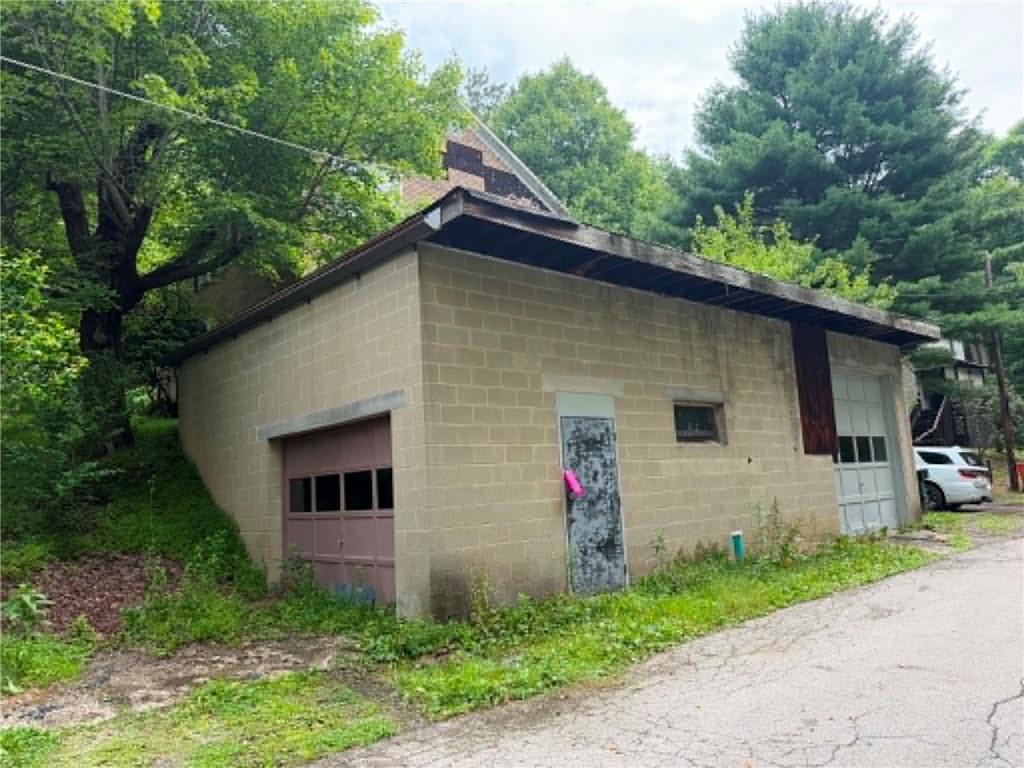 65 Old Mine Road Homer City, PA 15748 - Photo 10 of 35