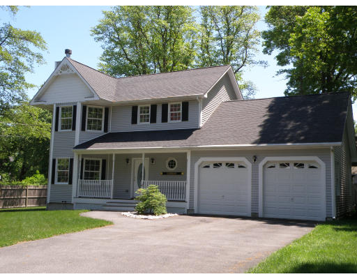 47 Edgar Road Scituate, MA 02066 - Photo 1 of 13 Gallery Image 1
