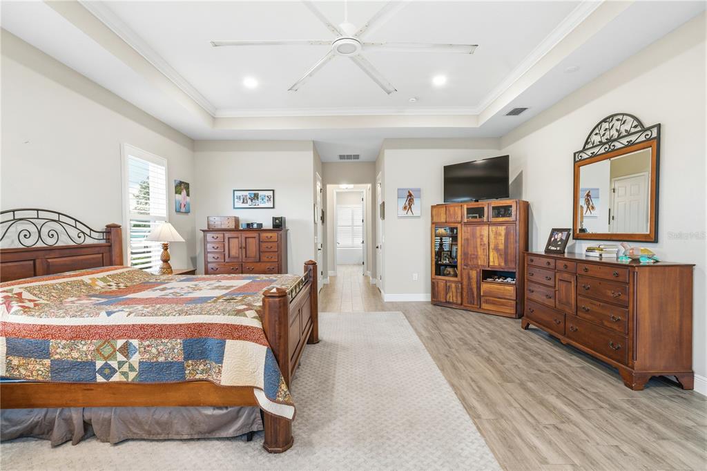 9215 Lake Cypress Loop Weeki Wachee, FL 34613 - Photo 28 of 76