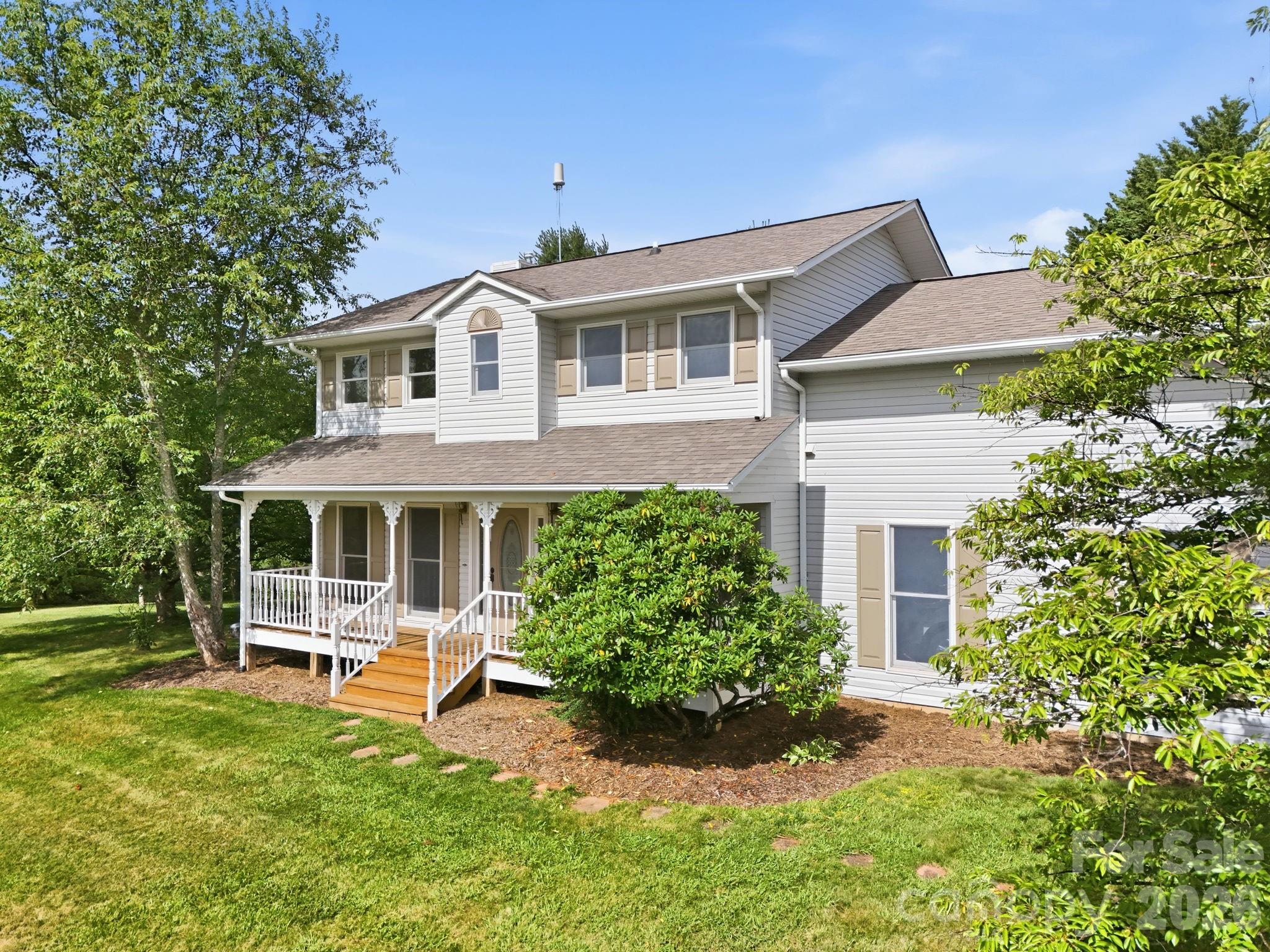 1091 Windswept Ridge Road Marshall, NC 28753 - Photo 2 of 48
