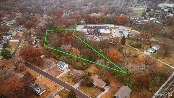 $15,000 | 12135 Mignon Drive, Florissant, MO 63033