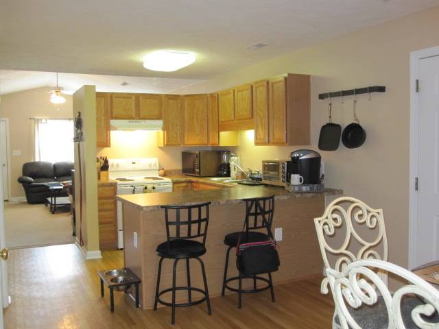 9772 Conifer Lane Murrells Inlet, SC 29576 - Photo 4 of 15 Gallery Image 4