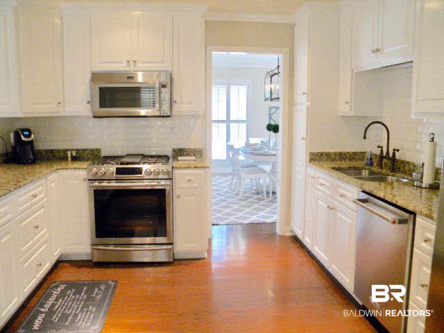 24 Edgefield Road Mobile, AL 36608 - Photo 7 of 16