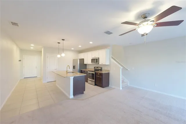 $1,950 | 600 Northern Way, Unit 906, Winter Springs, FL 32708