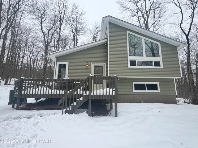 $1,700 | 9870 Deerwood Drive, Tobyhanna, PA 18466