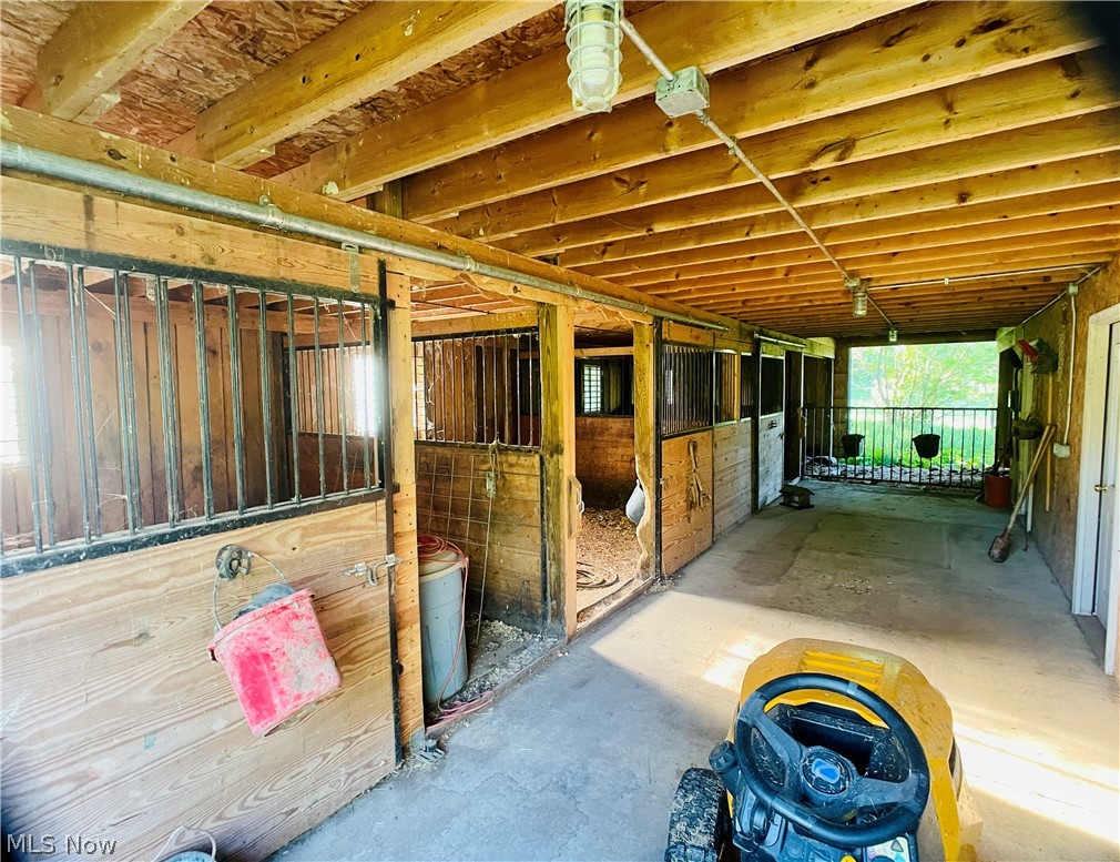 7121 Branch Road Medina, OH 44256 - Photo 14 of 28 Gallery Image 14