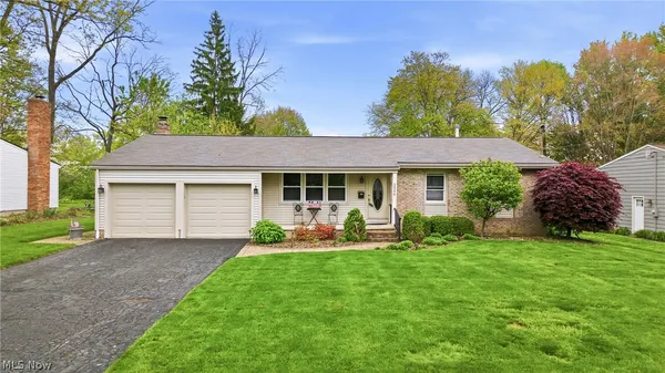 $325,000 | 2286 Kennedy Drive, Salem, OH 44460