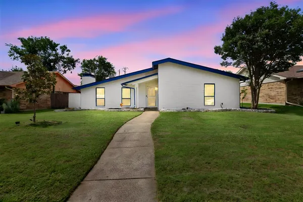 $350,000 | 2204 Overglen Drive, Plano, TX 75074