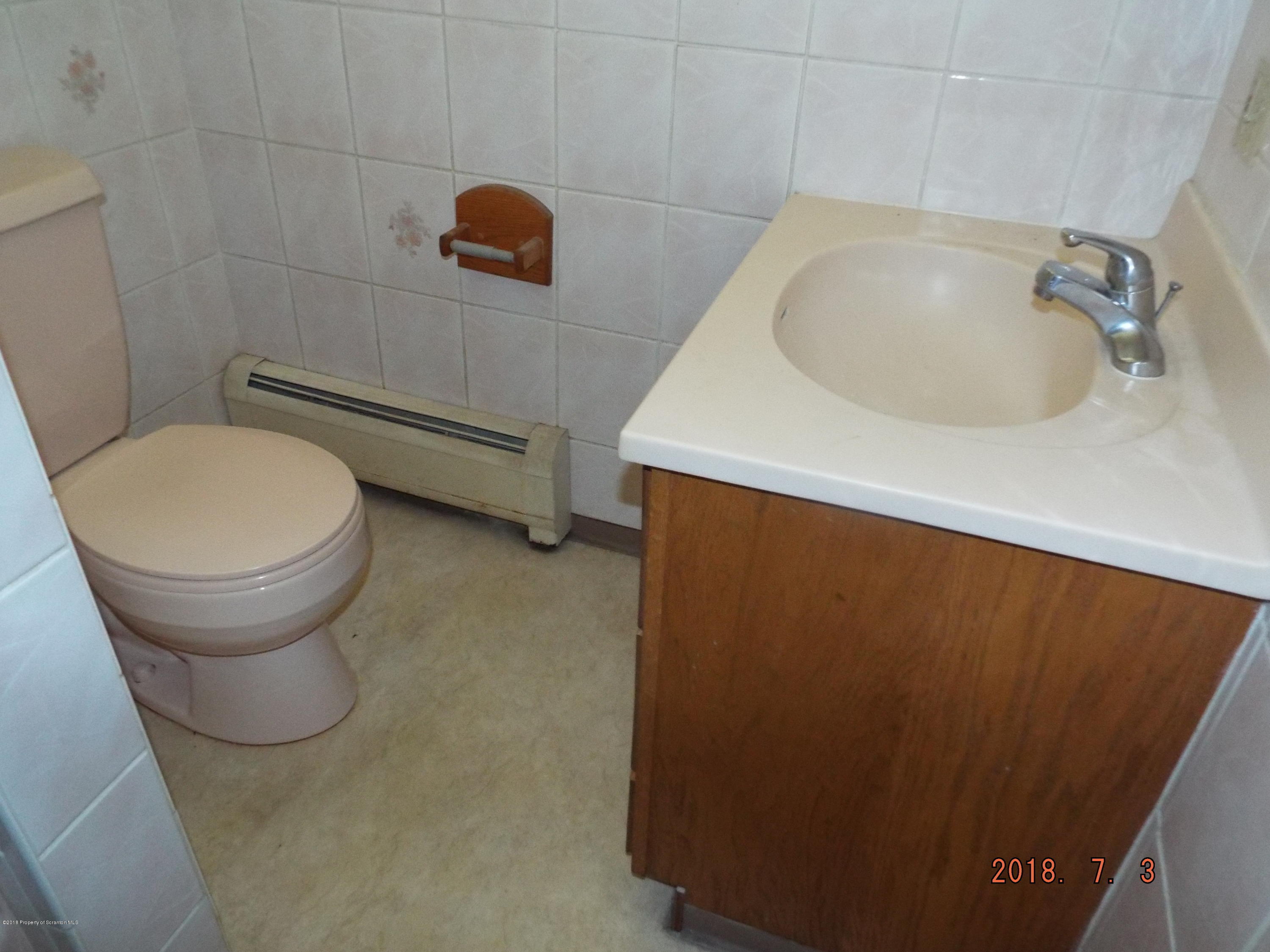 701 Newton Road Scranton, PA 18504 - Photo 13 of 19 Gallery Image 13
