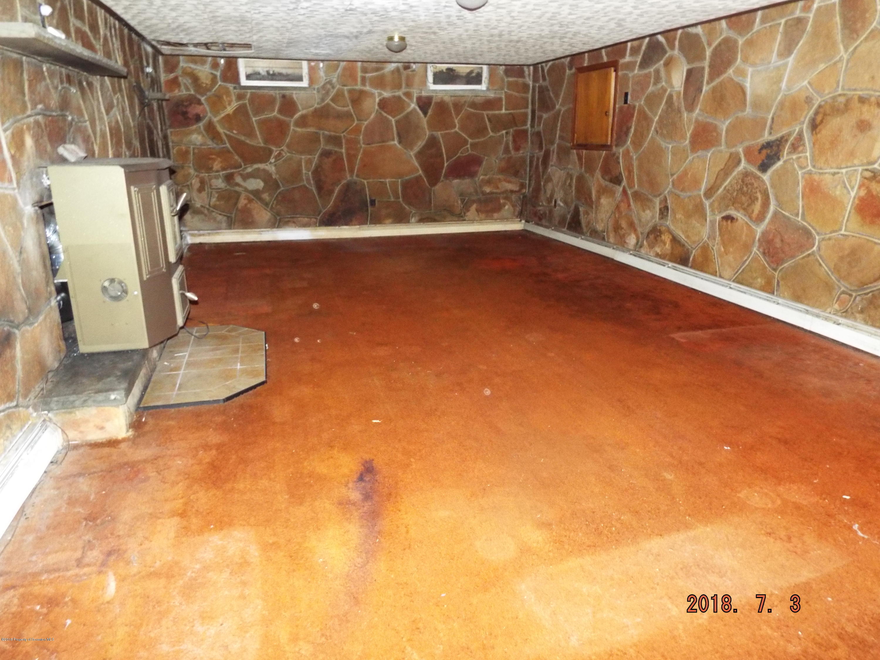 701 Newton Road Scranton, PA 18504 - Photo 14 of 19 Gallery Image 14
