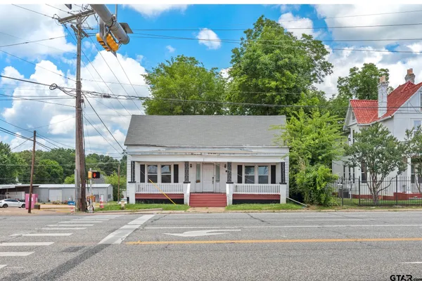$199,000 | 215 West Grand Avenue, Marshall, TX 75670