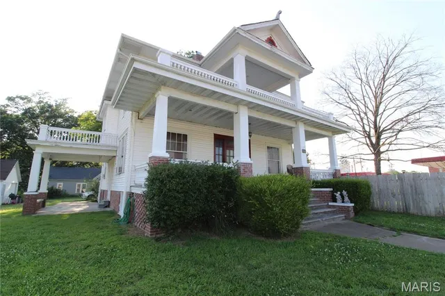 $189,000 | 1001 South Main Street, Lockwood, MO 65682