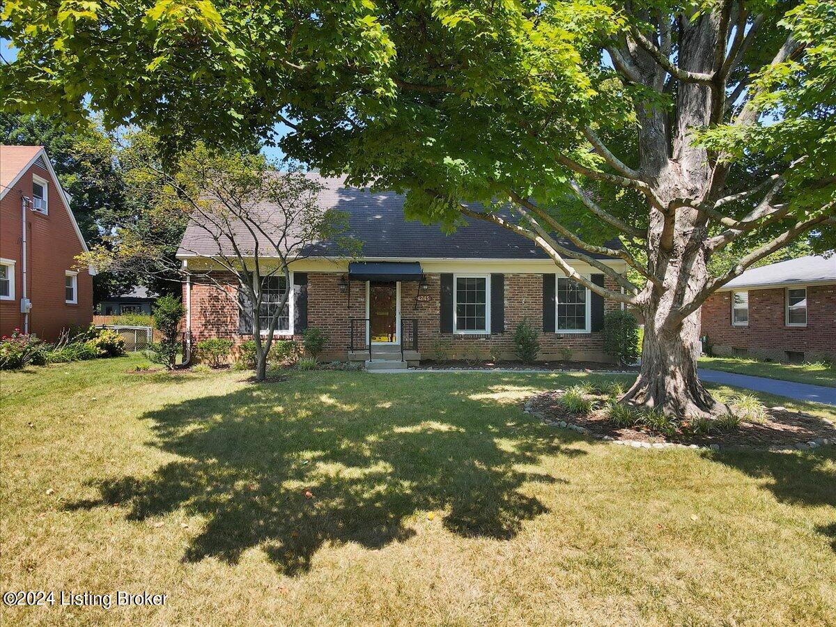 4245 Darbrook Road Louisville, KY 40207 - Photo 3 of 36 01-4245 Darbrook Rd