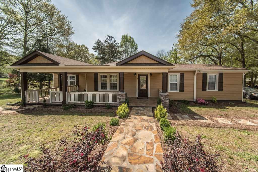 117 Miller Road Taylors, SC 29687 - Photo 1 of 25