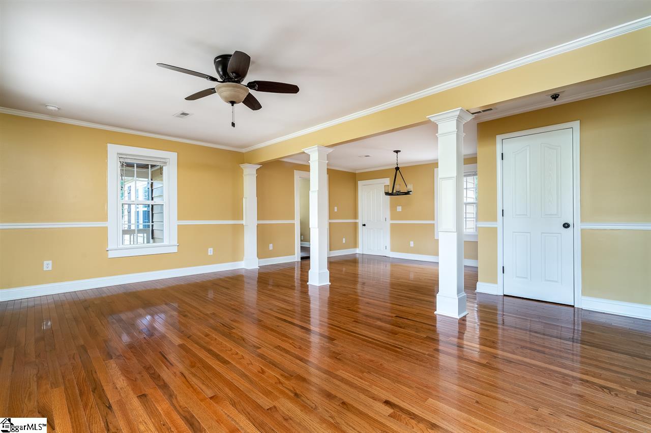117 Miller Road Taylors, SC 29687 - Photo 2 of 25