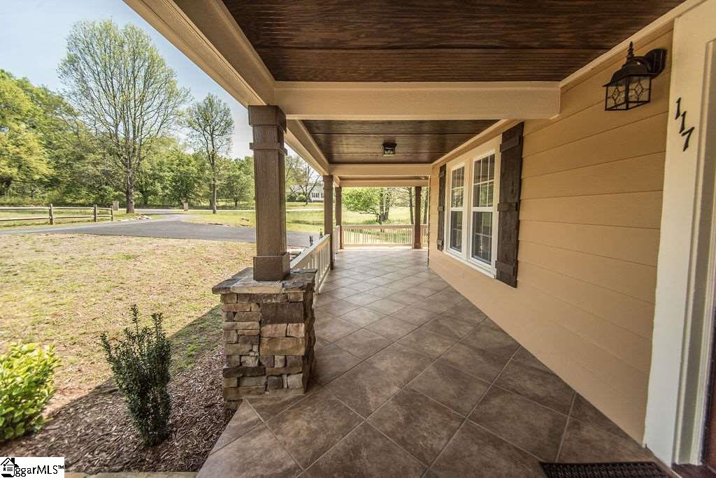 117 Miller Road Taylors, SC 29687 - Photo 20 of 25