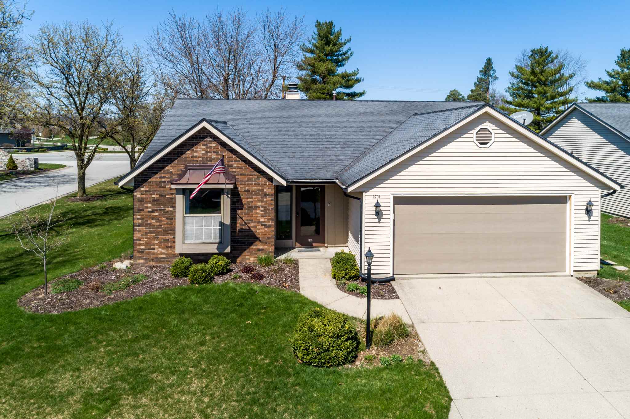 2701 Ridge Valley Drive Fort Wayne, IN 46804 - Photo 2 of 28 Gallery Image 2