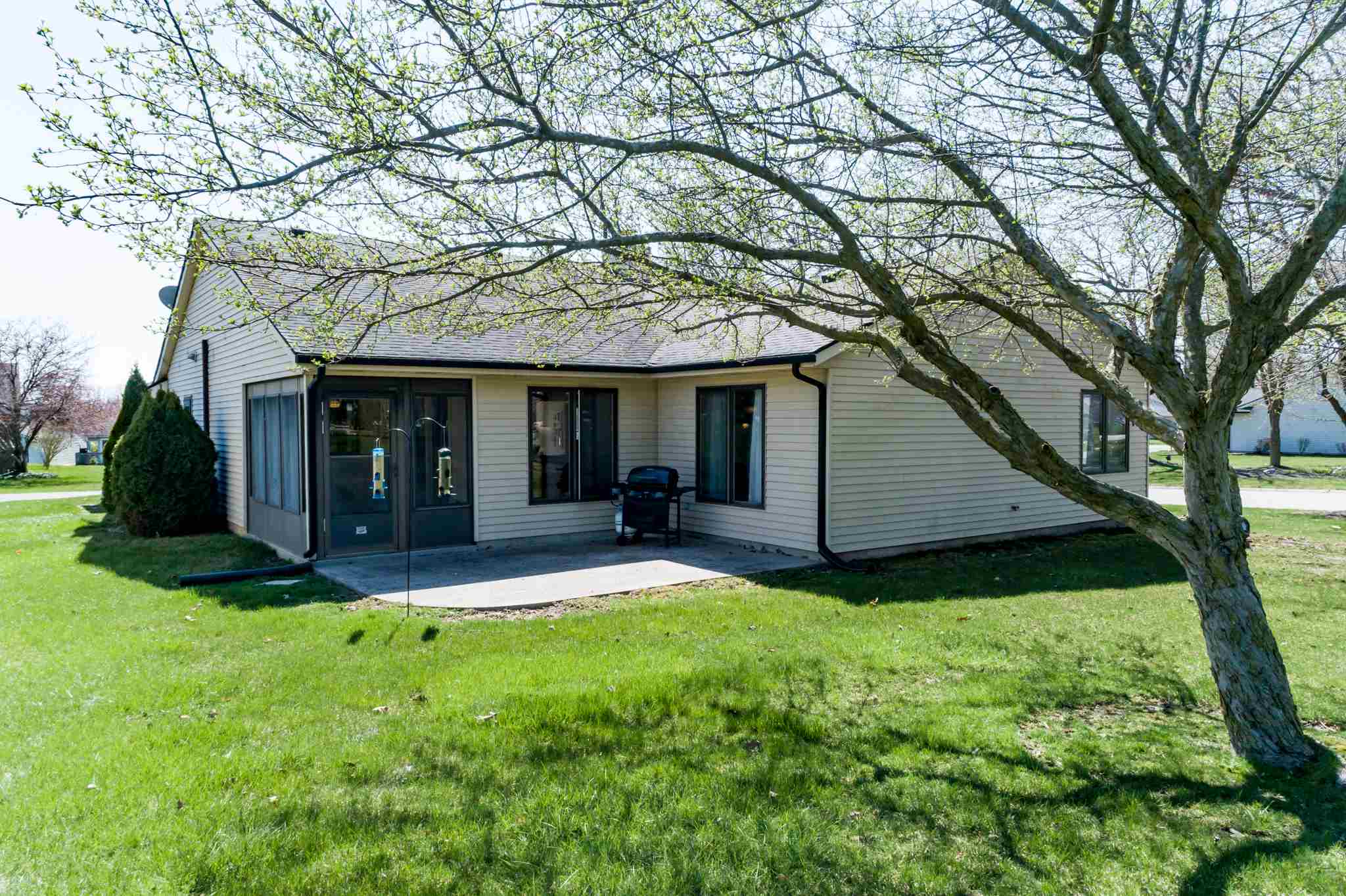 2701 Ridge Valley Drive Fort Wayne, IN 46804 - Photo 3 of 28 Gallery Image 3