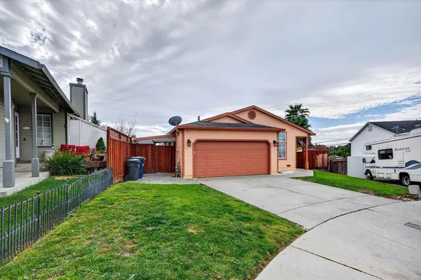 $1,080,000 | 225 Kimberly Lane, Watsonville, CA 95076