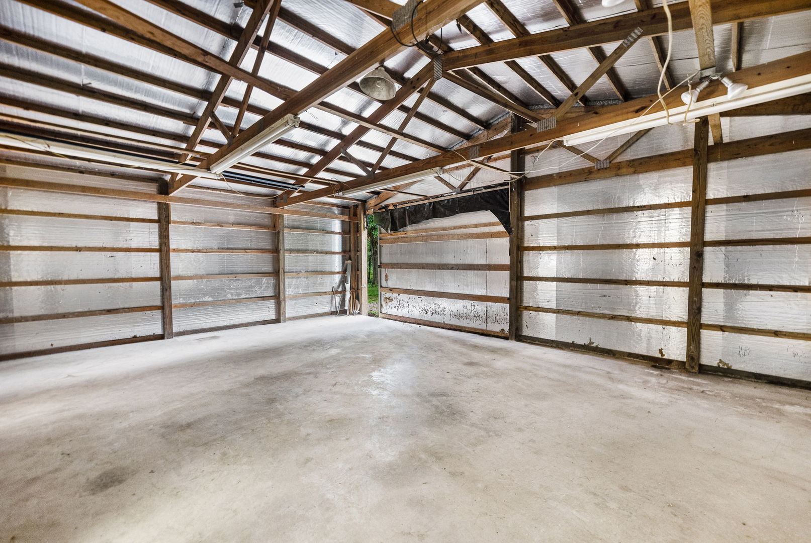 414 Gilliland Road Walnut Hill, IL 62893 - Photo 39 of 50