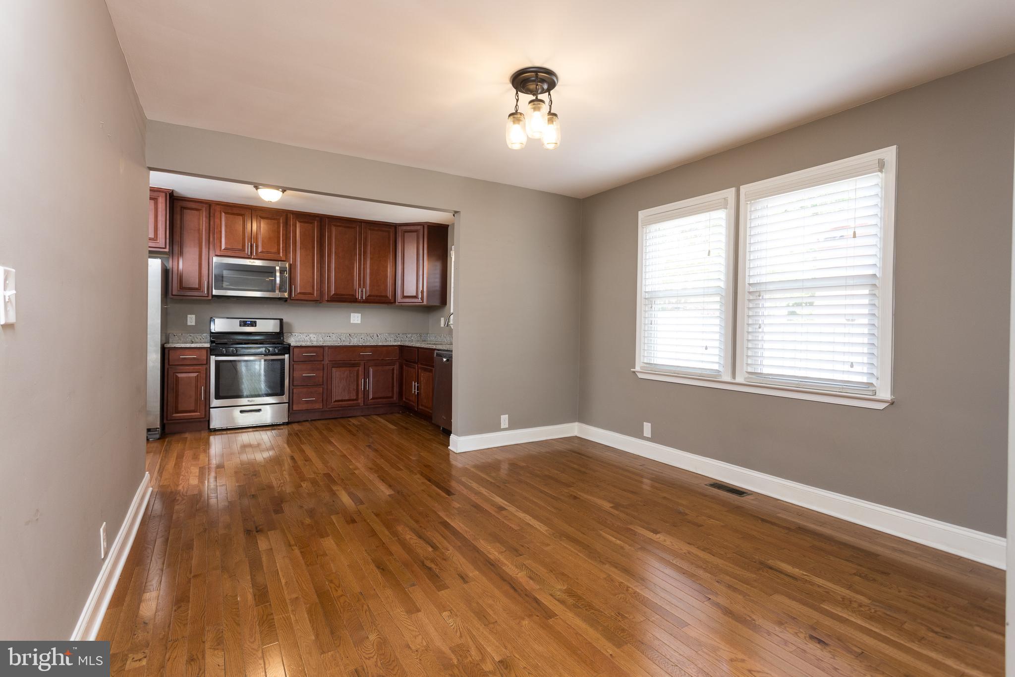 4304 Kensington Road Baltimore, MD 21229 - Photo 10 of 34 Gallery Image 10