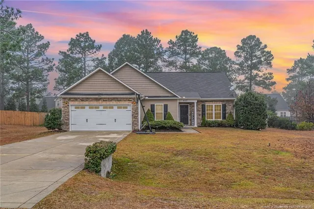 $284,900 | 407 Basket Oak Drive, Bunnlevel, NC 28323