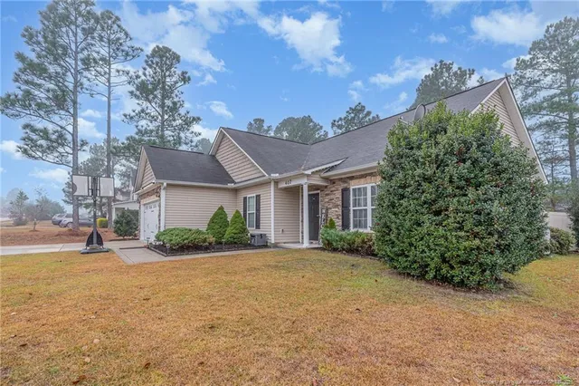 $284,900 | 407 Basket Oak Drive, Bunnlevel, NC 28323