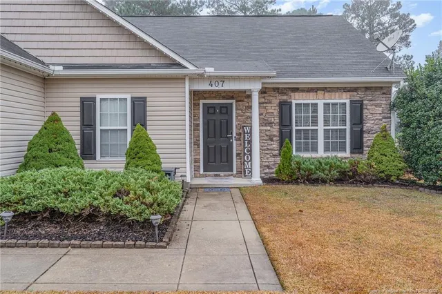 $284,900 | 407 Basket Oak Drive, Bunnlevel, NC 28323