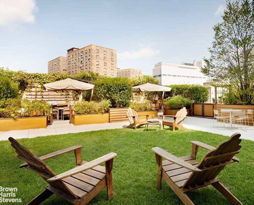 215-217 East 96th Street, Unit 30B Manhattan, NY 10128 - Photo 13 of 19