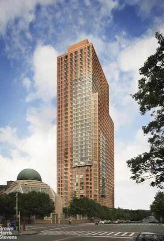 $489,000 | 215-217 East 96th Street, Unit 30B | Upper East Side