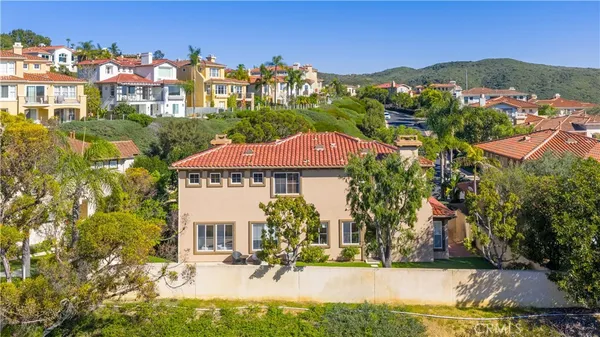 $4,800,000 | 6 Tidal Surf, Newport Coast, CA 92657