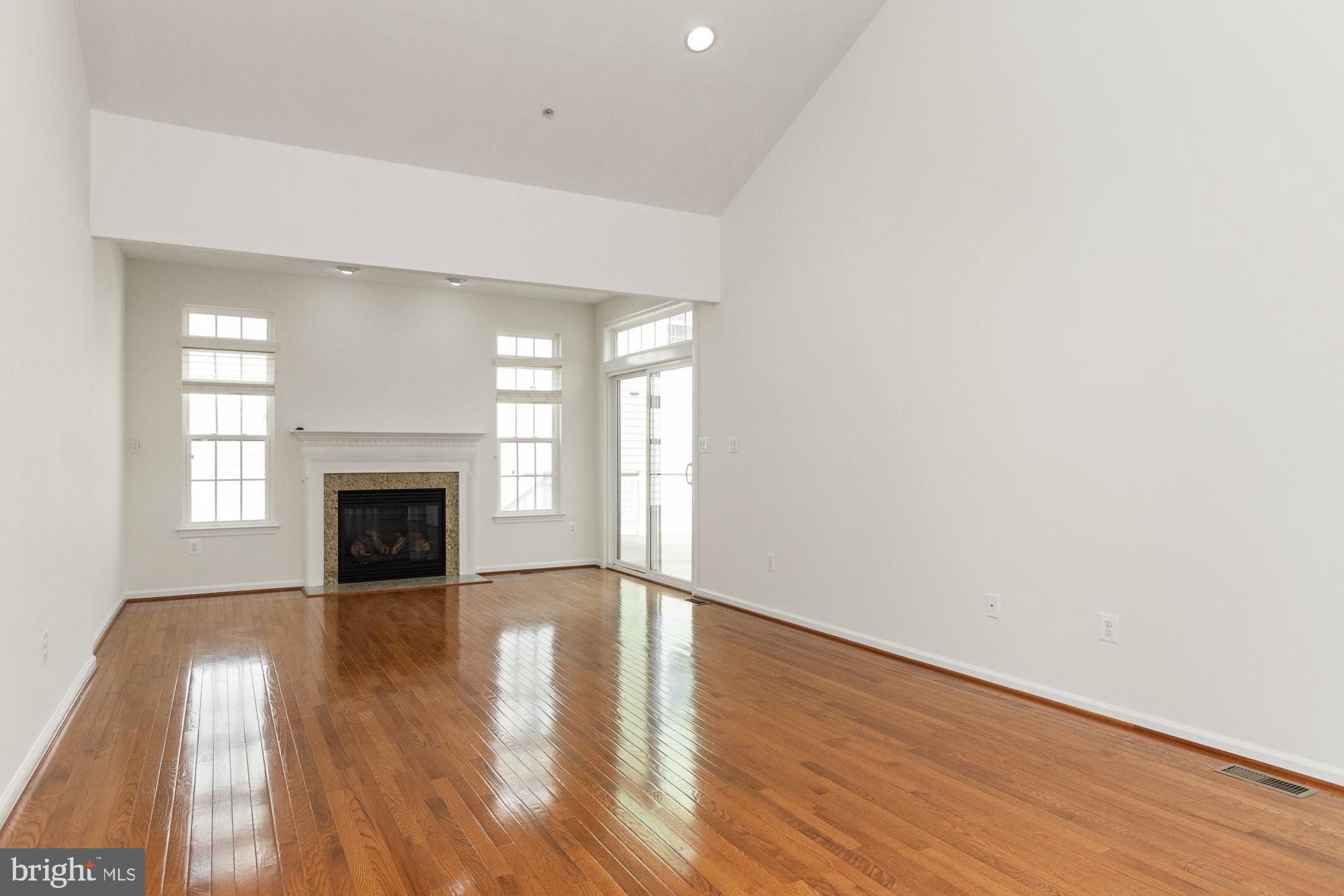331 Tufton Circle, Unit 102 Fallston, MD 21047 - Photo 4 of 53 Living Room