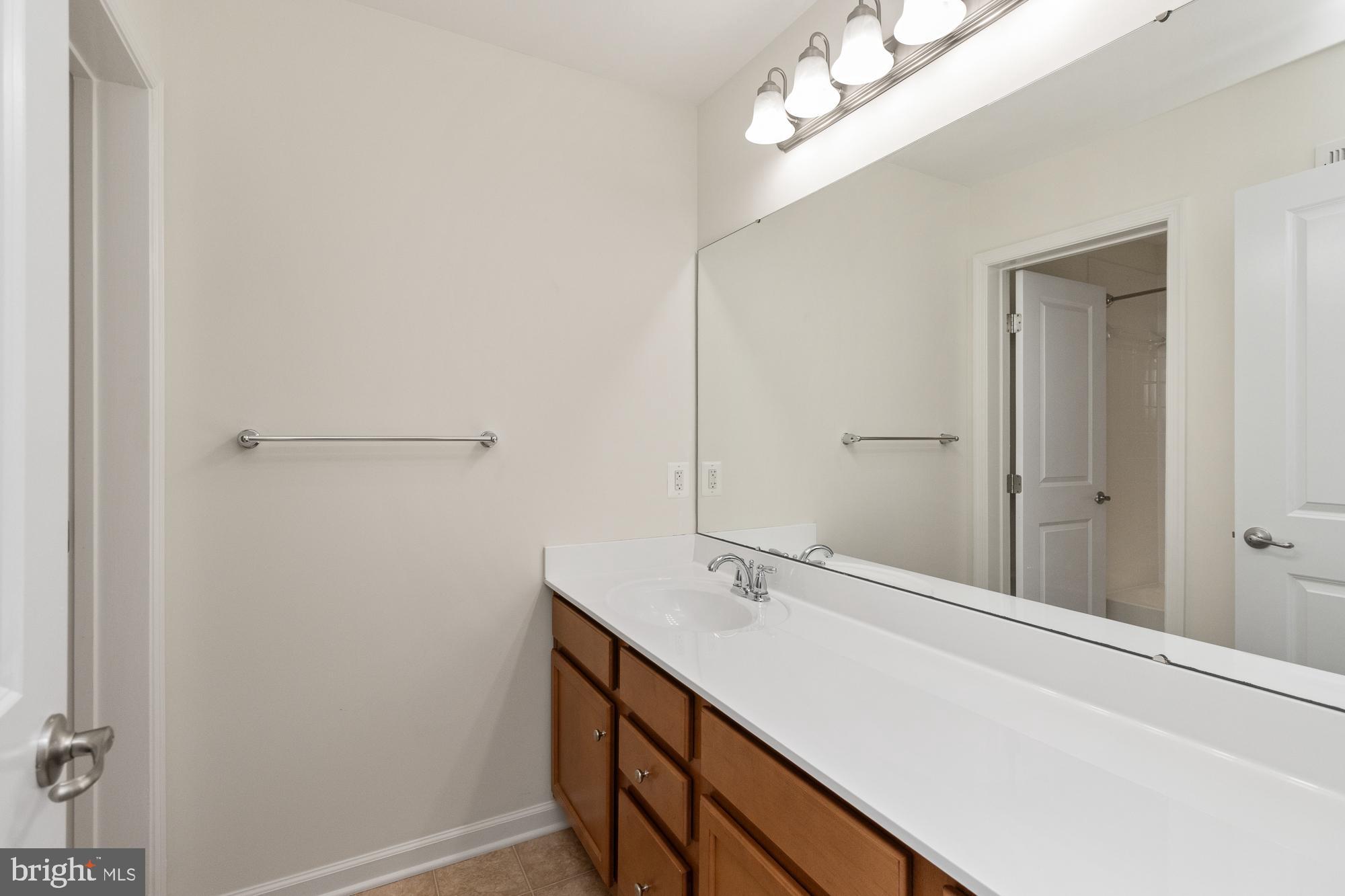 331 Tufton Circle, Unit 102 Fallston, MD 21047 - Photo 47 of 72 Upper level full bath