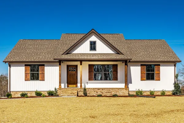 $439,900 | 1260 Mt Olive Road, Westmoreland, TN 37186