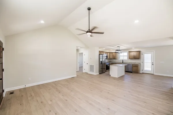 $439,900 | 1260 Mt Olive Road, Westmoreland, TN 37186