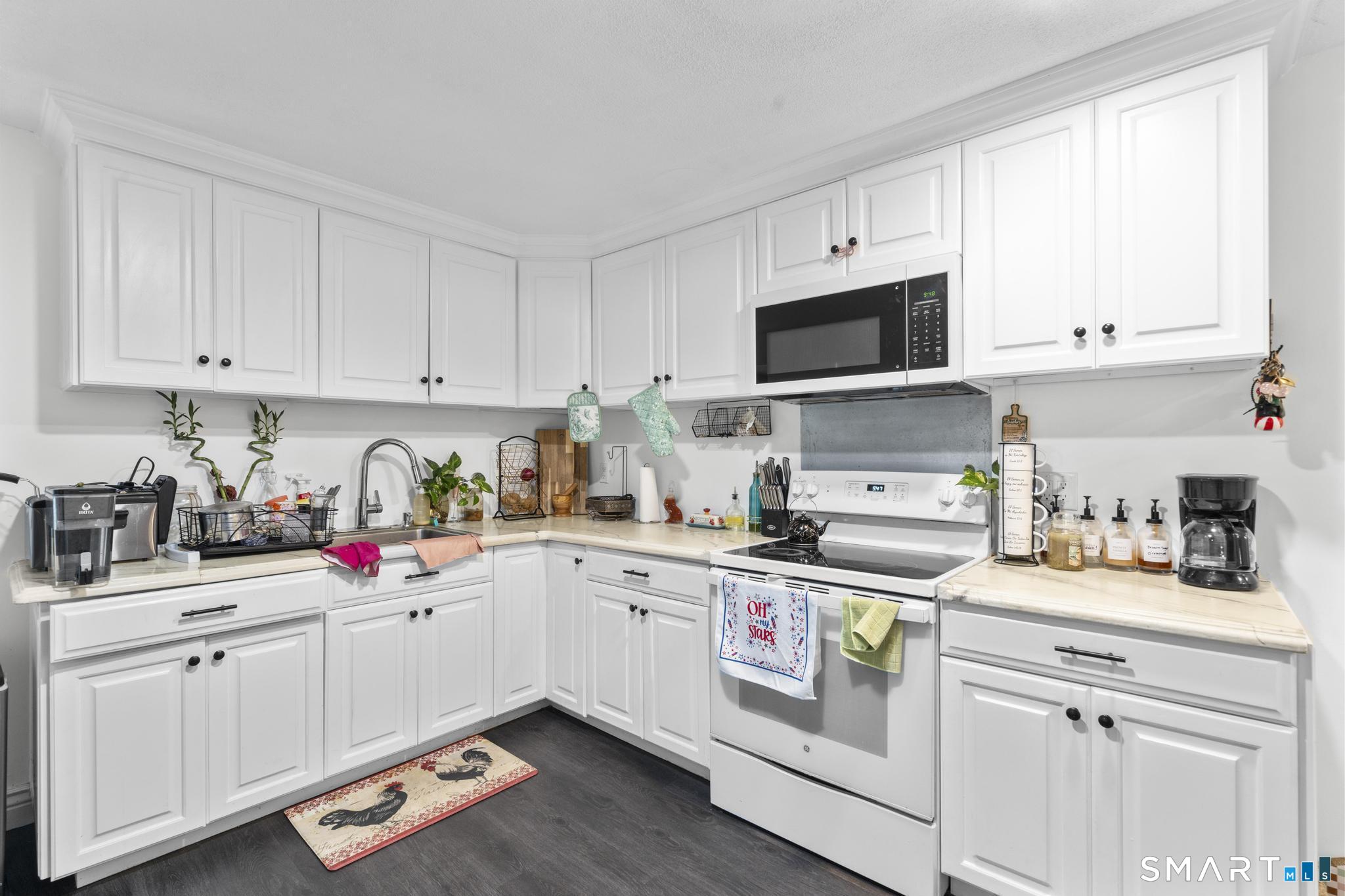 33 Allen Avenue Meriden, CT 06451 - Photo 20 of 36