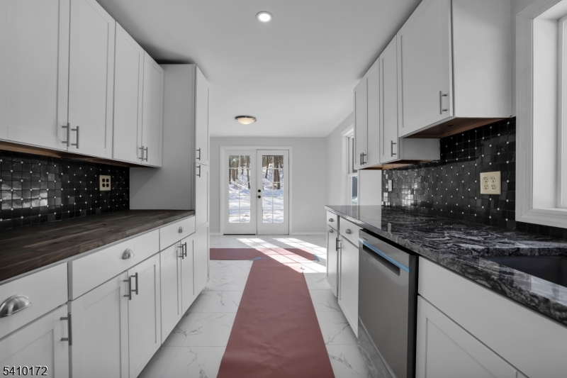 52 Whitehall Road Andover, NJ 07821 - Photo 16 of 37