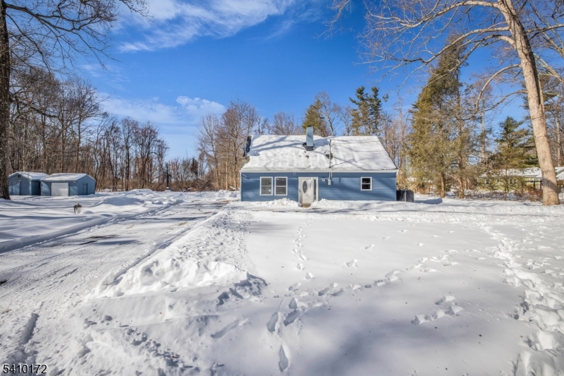 52 Whitehall Road Andover, NJ 07821 - Photo 2 of 37