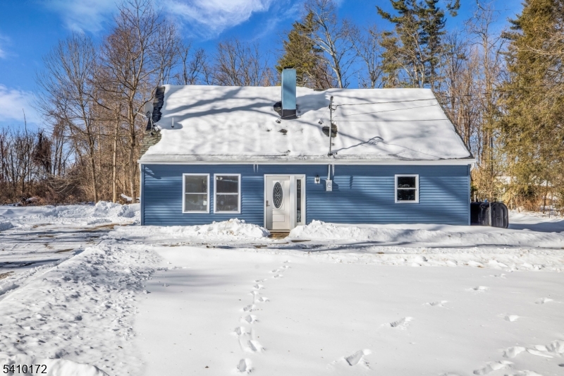 52 Whitehall Road Andover, NJ 07821 - Photo 3 of 37