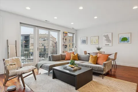 $475,000 | 1234 North Milwaukee Avenue, Unit 3, Chicago, IL 60622