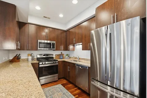 $475,000 | 1234 North Milwaukee Avenue, Unit 3, Chicago, IL 60622