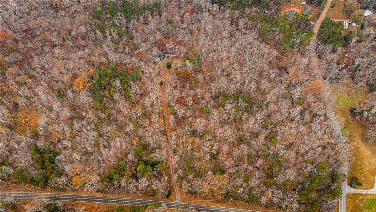 803 Derrick Road Pauline, SC 29374 - Photo 7 of 17