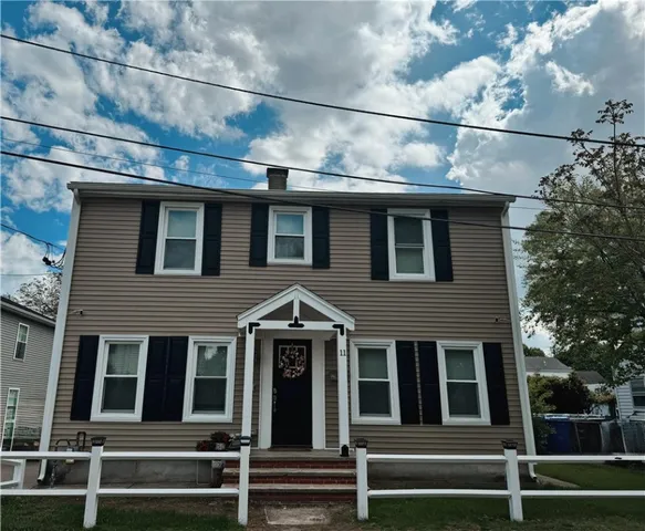 $495,000 | 11 Crane Street, Pawtucket, RI 02860