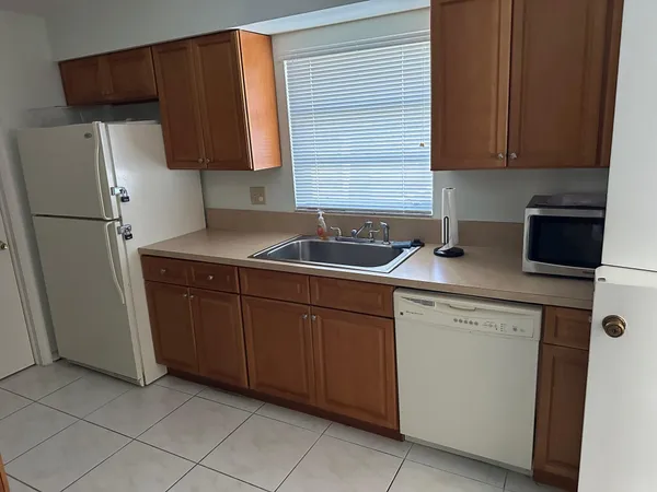 $2,125 | 4800 Quailwood Drive, Unit A, Boynton Beach, FL 33436