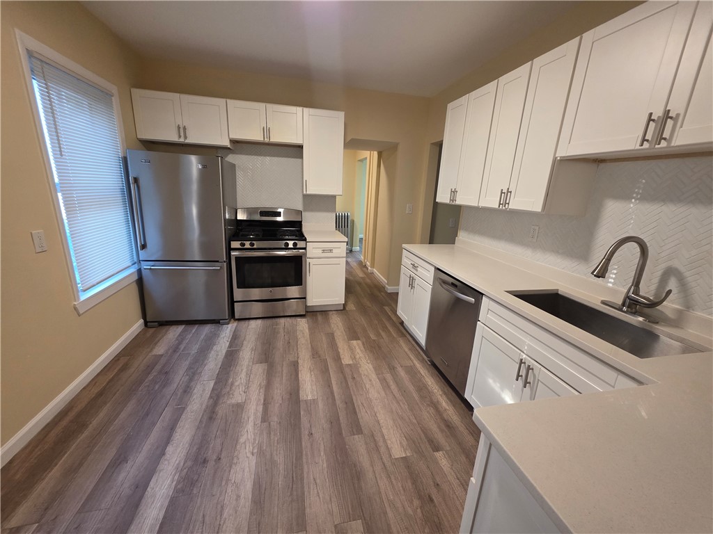 28 Carver Street Pawtucket, RI 02860 - Photo 5 of 37
